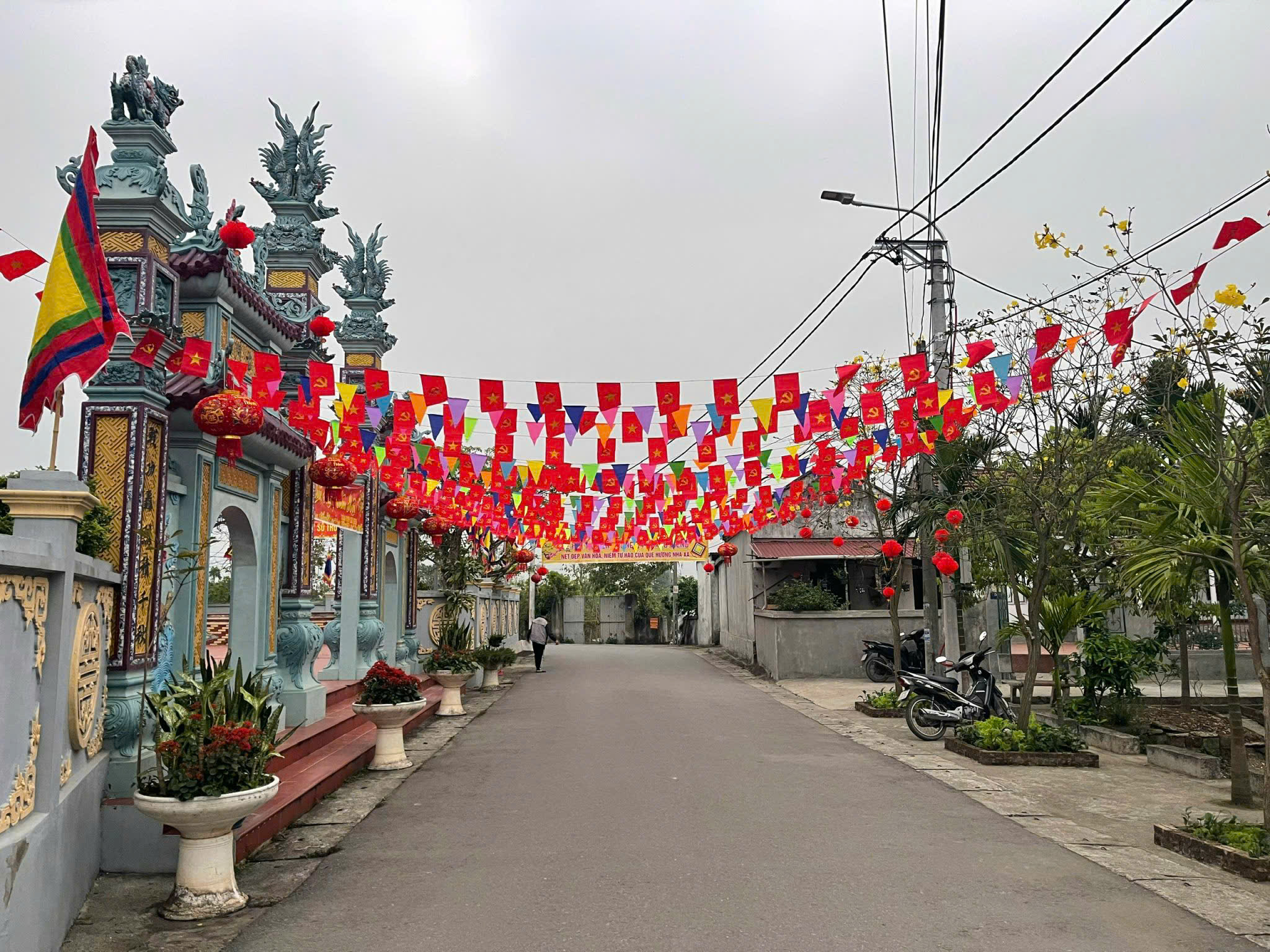 Nguồn Gốc Nghề Dệt Lụa Tại Nha Xá – Từ Nghề Ươm Cá Giống Đến Làng Lụa Hơn 700 Năm Tuổi