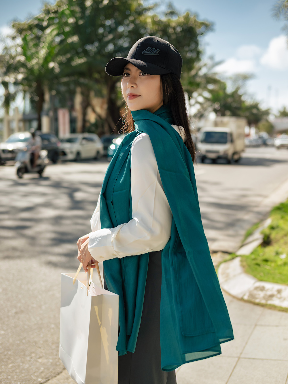 Khăn lụa thanh lịch